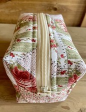 Rose Patchwork Quilted Makeup Bag medium 