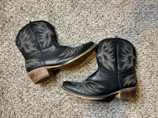 Roper Women's Amelia Eagle Overlay Western Boot Snip Toe 09-021-1567-2113 Size 9