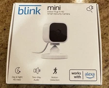 Blink Mini Indoor Plug-in Smart Surveillance Camera White BCM00300U Brand New