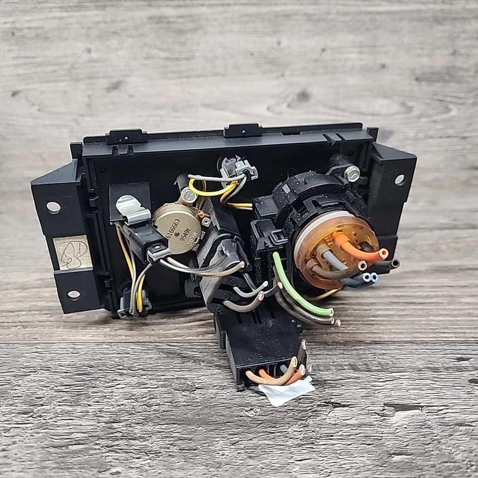 94-97 Chevy Blazer S10 GMC Jimmy Sonoma controle climático de temperatura A/C - Imagem 4 de 4