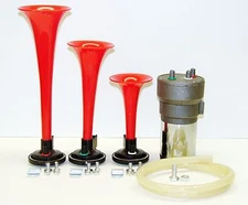 CALVARY CHARGE MUSICAL AIR HORN KIT 3 Trumpets 12v Compressor WOLO