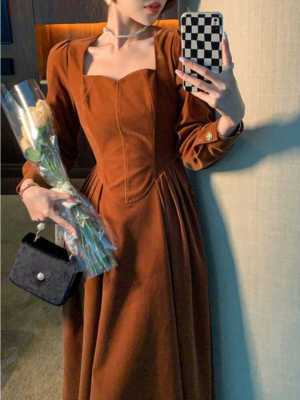 mother of the groom dresses for fall 2024 Vintage Style 70s Ankle Length Wedding Dress main image 1