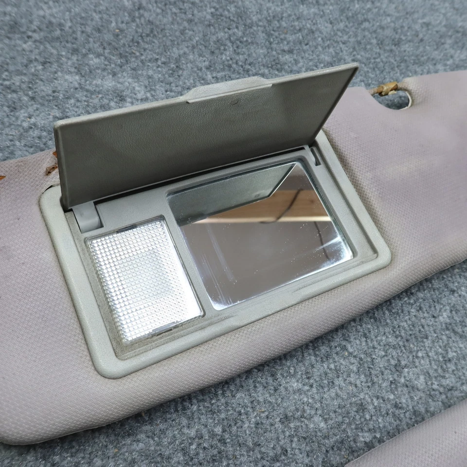 82-85 Toyota Celica Supra комплект солнцезащитных козырьков водителя пассажира солнцезащитный козырек OEM показывает износ - Изображение 4 из 4