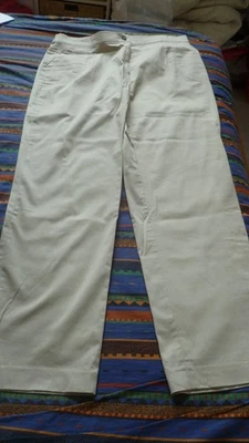 PANTALON BEIGE JAMBES LARGES TAILLE 48 NEUF - Photo 1/4
