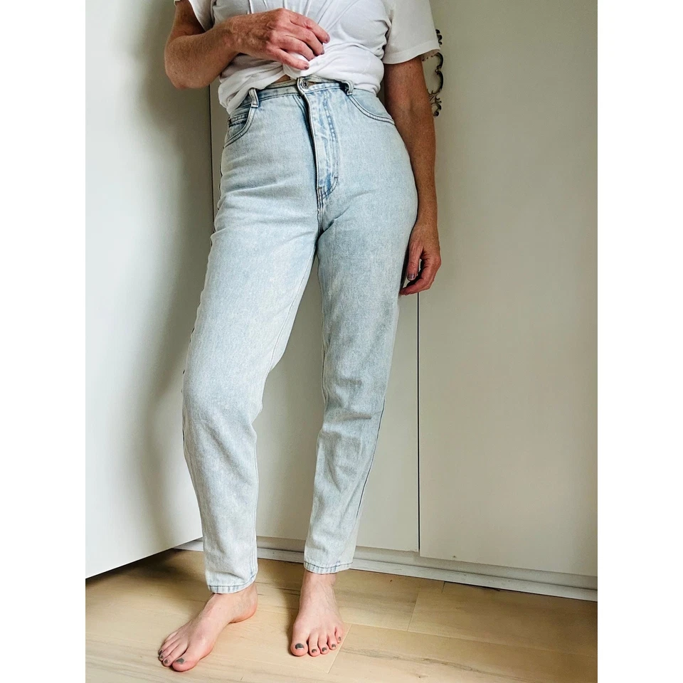 Jeans jeans vintage anos 80 Bonjour lavagem ácida leve perna cônica cintura alta tamanho 26w - Imagem 3 de 4