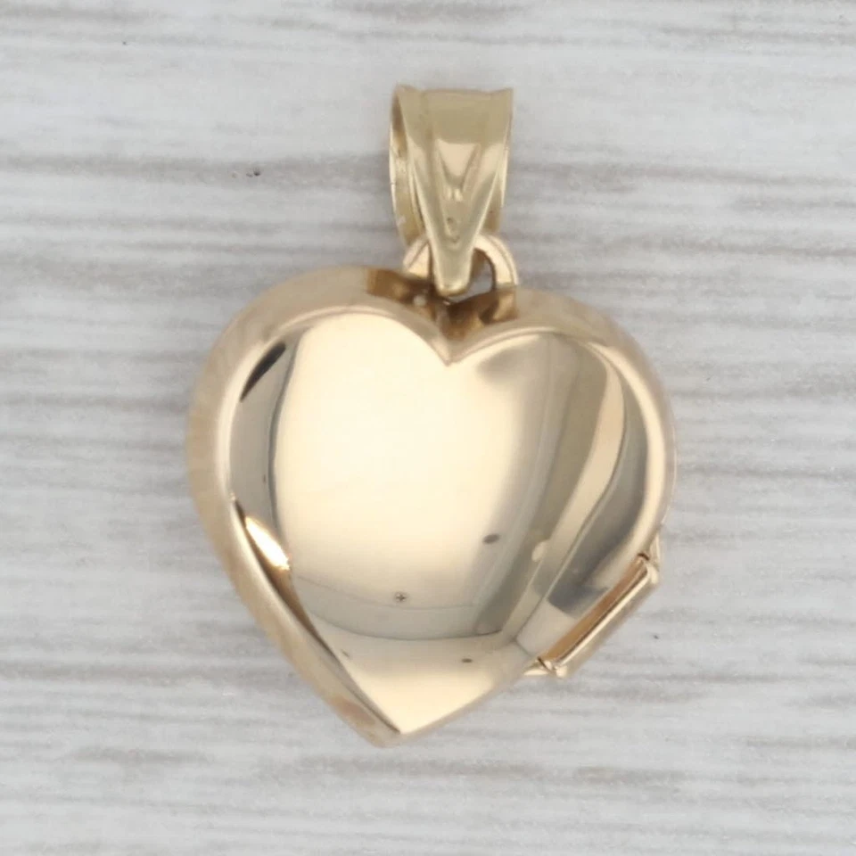 Guardian Angel Cherub Heart Picture Locket Pendant 10k Yellow Gold - Image 4 of 4