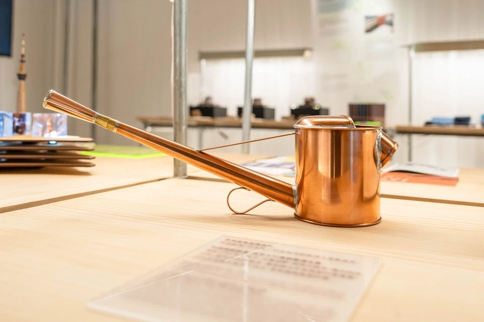 Regadera de lluvia interior para fabricante de bonsáis "Negishi Industry Chooro" Foto 3 de 4