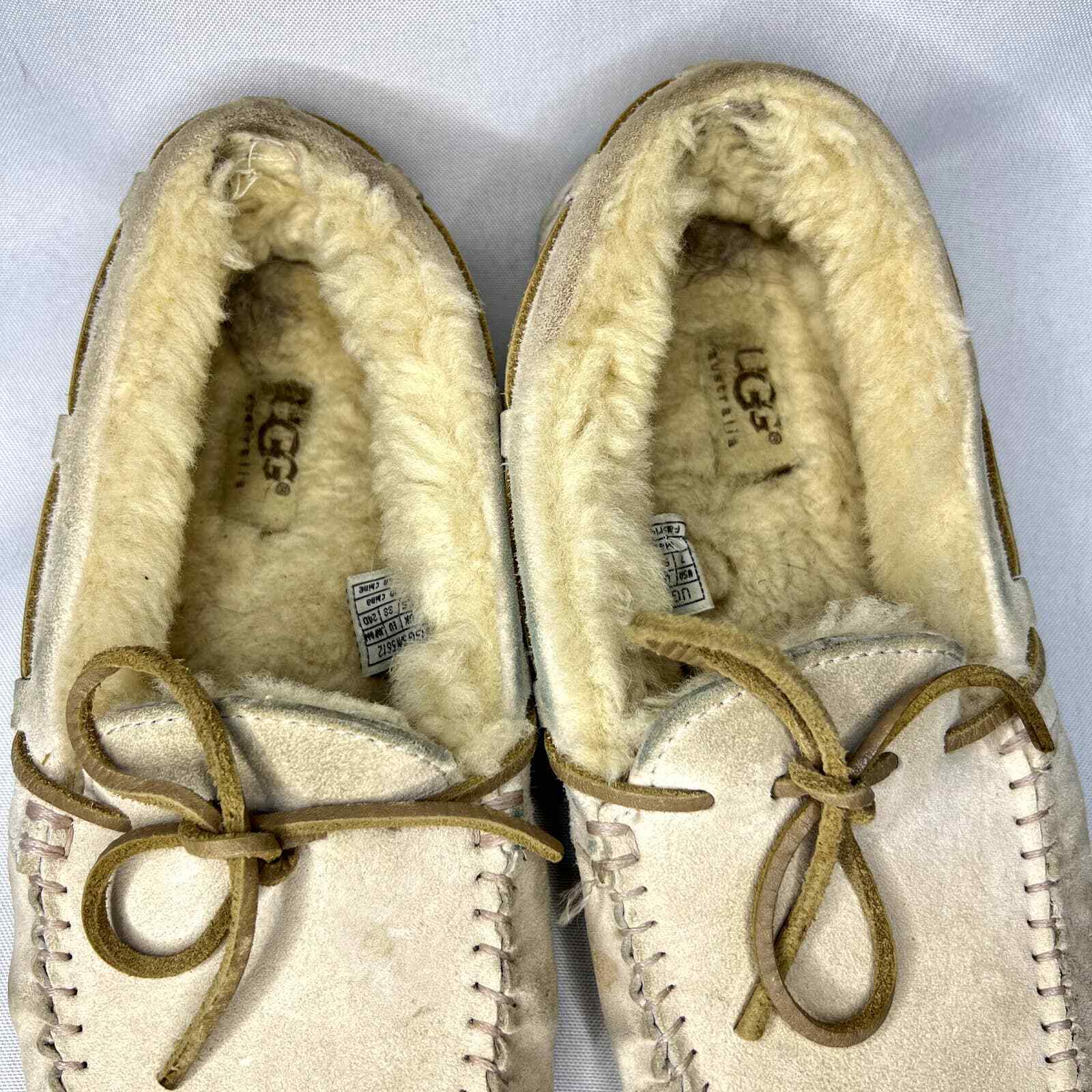 UGG women’s Dakota slippers beige tan light size … - image 4