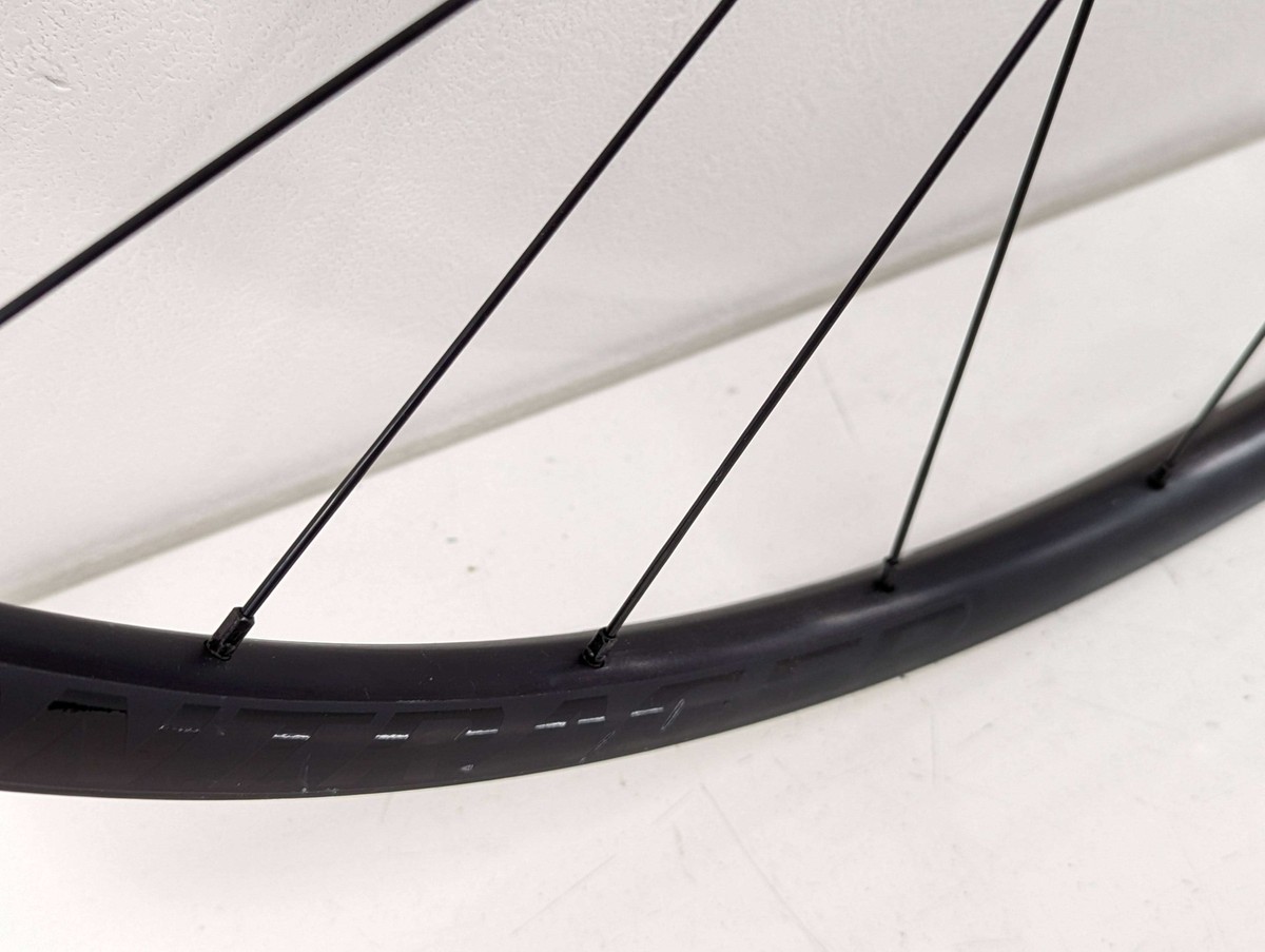Bontrager Paradigm Disc 142mm 100mm 12mm Through Shimano 11s Bontrager Paradigm Disc 142mm 100mm 12mm Through Shimano 11s