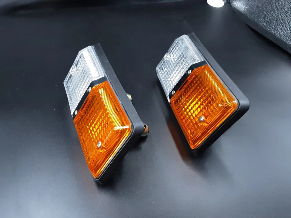 ISUZU Front Corner Light Turn Signal Lamp Assembly (Left/Right) – Amber & Clear - Image 4 of 4