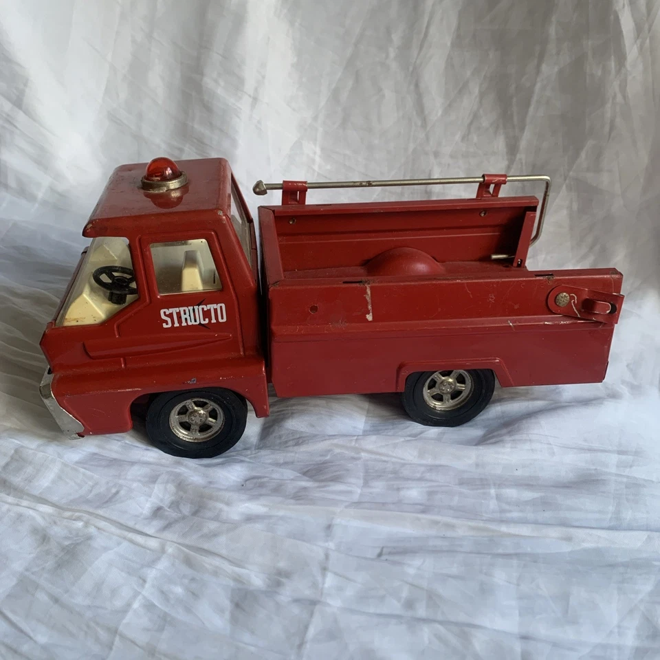 Vintage ERTL STRUCTO Fire Rescue Turbine Truck, 12” Red, Incomplete - Image 2 of 4