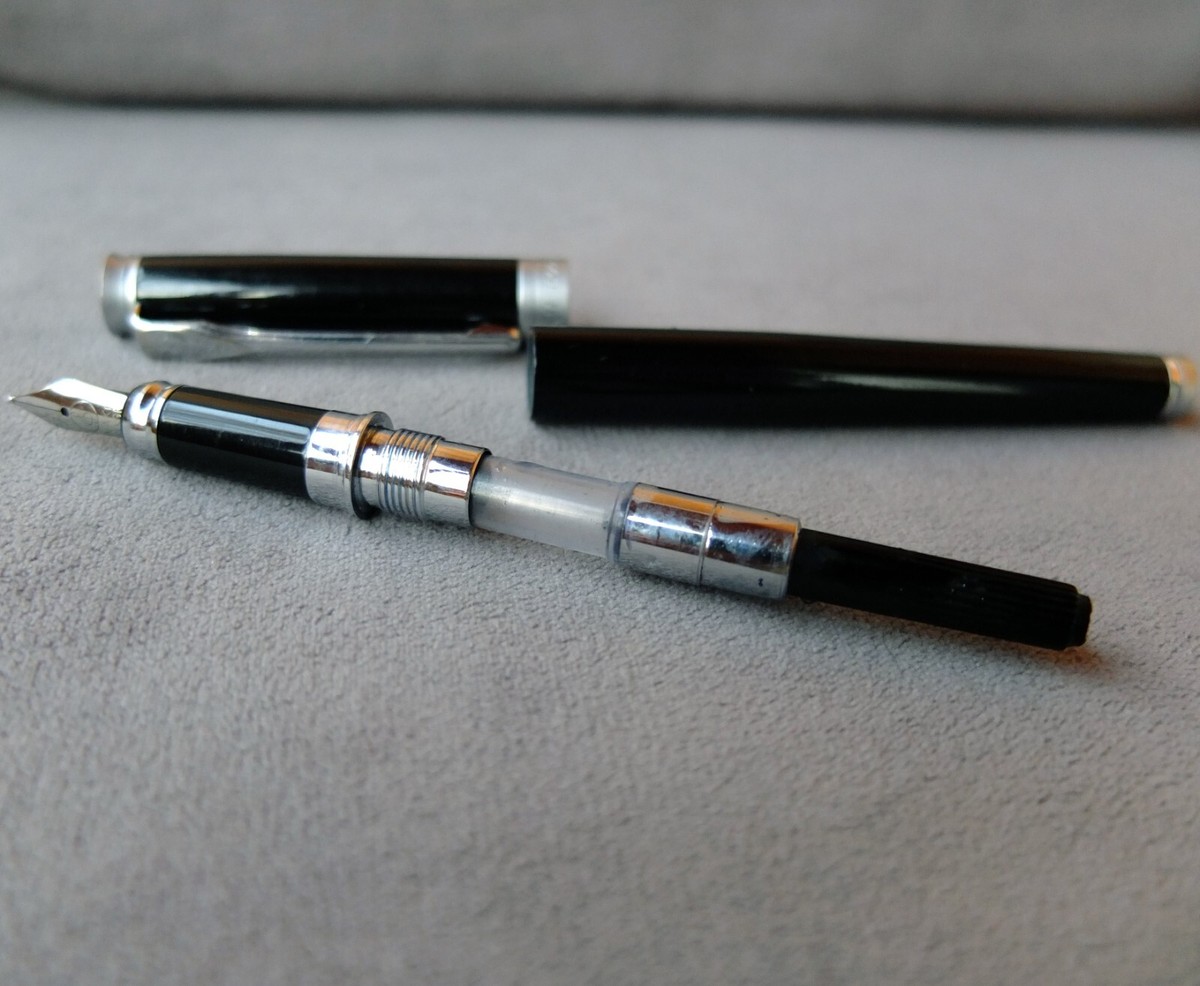Fountain pen SZ.LEQI 600 Paris NAKI 14KGP,metal and plastic Fountain pen SZ.LEQI 600 Paris NAKI 14KGP,metal and plastic