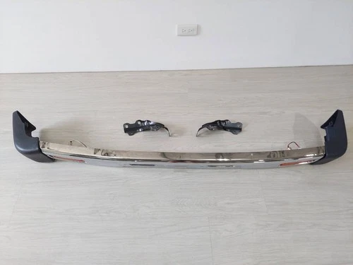 Fits For Toyota 87-88 Pickup Hilux RN55 4WD Chrome Front Bumper Bar Assembly 7PC