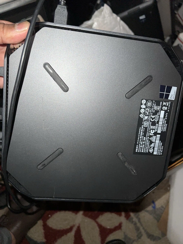 HP Z2 Mini G3,Intel Core i7-7700@3.60ghz,16GB RAM 256gb SSD Nvidia M620-2gb - Image 3 of 4