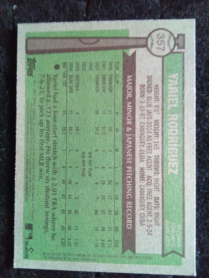 2025 Topps Heritage Green Border CARD #357 Yariel Rodriguez Blue Jays  - Image 2 of 2