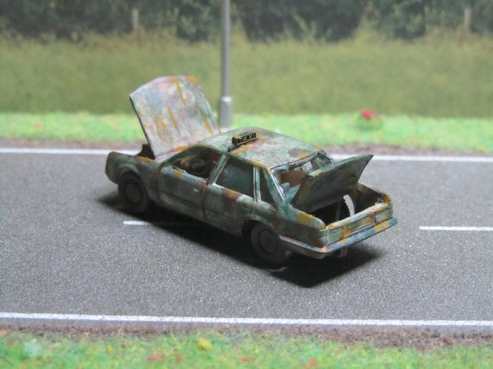 1:87 Opel Senator 3.0E Scheunenfund Autowrack Schrottplatz Patina H0 HO UNIKAT - Bild 3 von 4