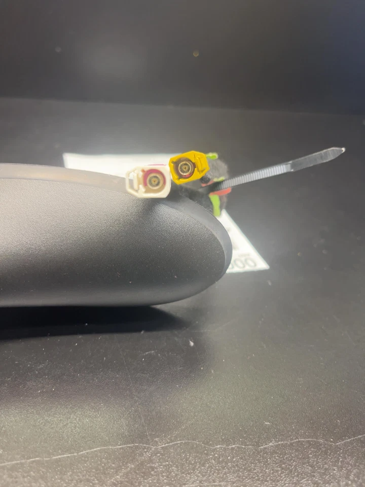 19 JEEP CHEROKEE Antenna - Image 3 of 4