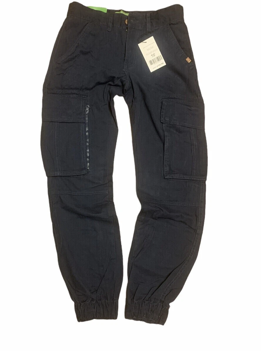 Ex store Heavy Duty Men's Cargo Combat Work Trousers Size 32 to 44 Black Navy
Opens in a new window