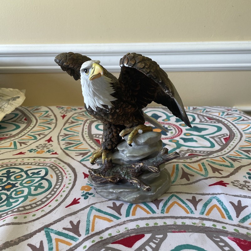 Large BALD EAGLE Figurine - About 7-8”