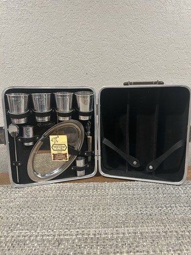 Vintage 60er Jahre The Original Travel Bar von Ever Ware Komplettset mit Schlüssel