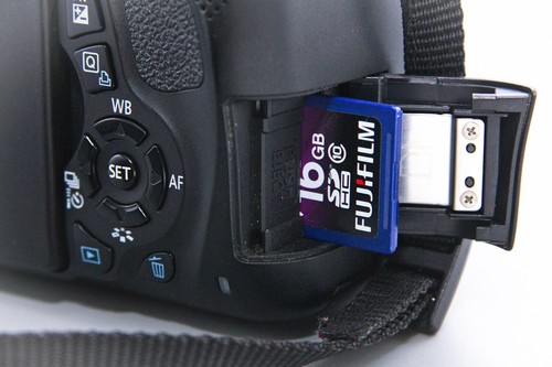 Lente Canon 17-55 mm f/2,8 IS USM + Cámara digital Canon 600D 18,0 MP SLR | ¡BONITA! - Imagen 22 de 23