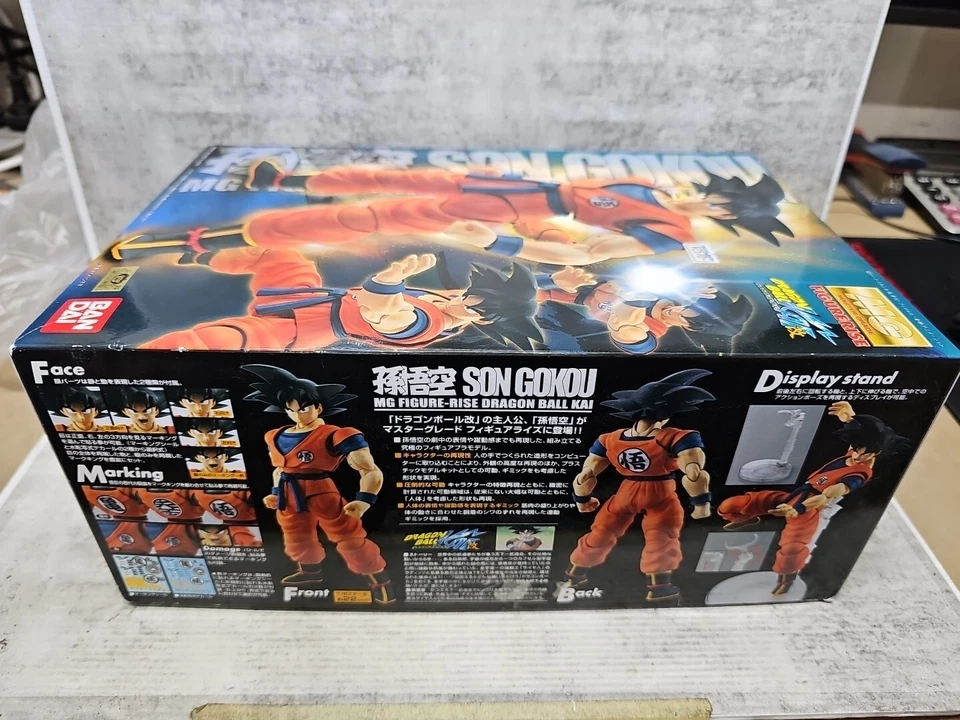 Dragon Ball Kai Master Grade FIGURERISE: Son Goku 1/8 Scale Model JP Ban Dai - Image 2 of 4