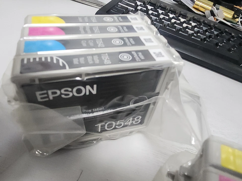 2X Genuine EPSON T0544 T0543 T0542  T0544 T0547 T0548 T0549 Ink Cartridges  - Image 3 of 4