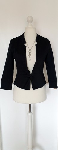 Blazer Amisu schwarz Größe 38 eher 36 kurz Kurzblazer Blazerjacke Stoffjacke - Bild 2 von 14