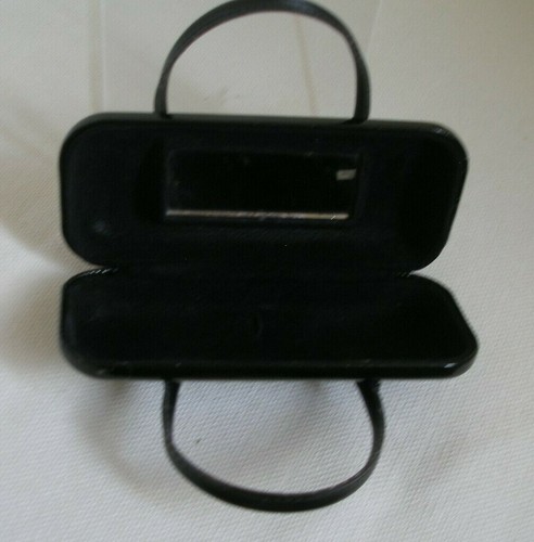Eyeglass Case Ellen Tracy Hard Black with Mirror Inside Pre-Owned - Picture 2 of 7