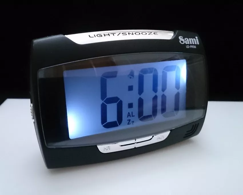 Despertador Digital Sensor Noche Digitos XL Snooze