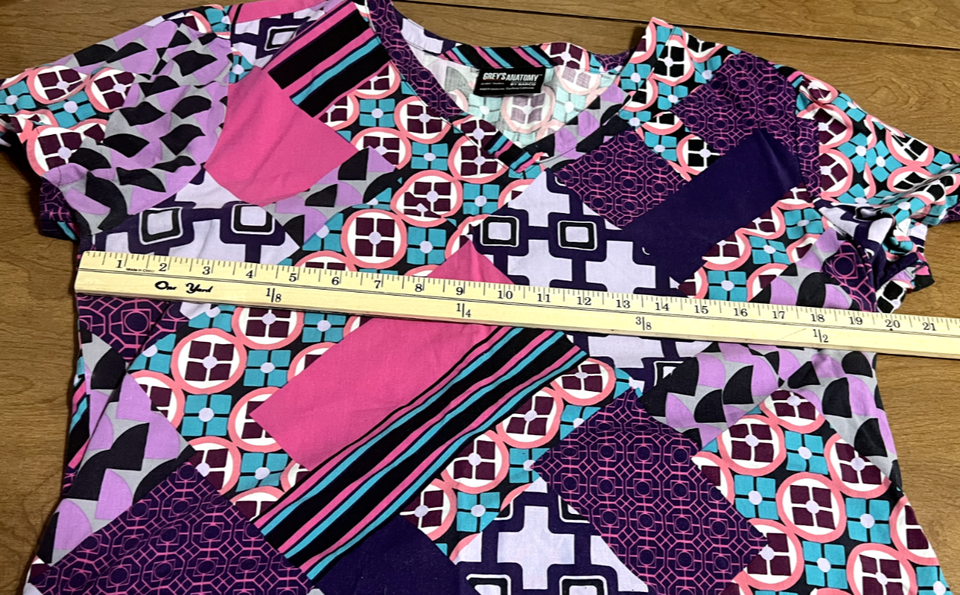 Womens Large Short Sleeve Scrub Top Purple GREYS ANATOMY BARCO Nurse