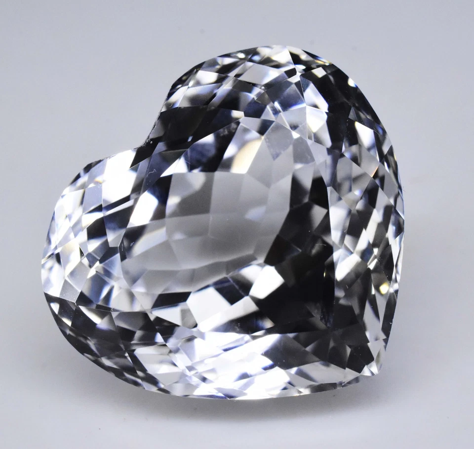 65ct Natural White Sapphire Heart Cut Gemstone for Fine Jewelry - Image 4 of 4