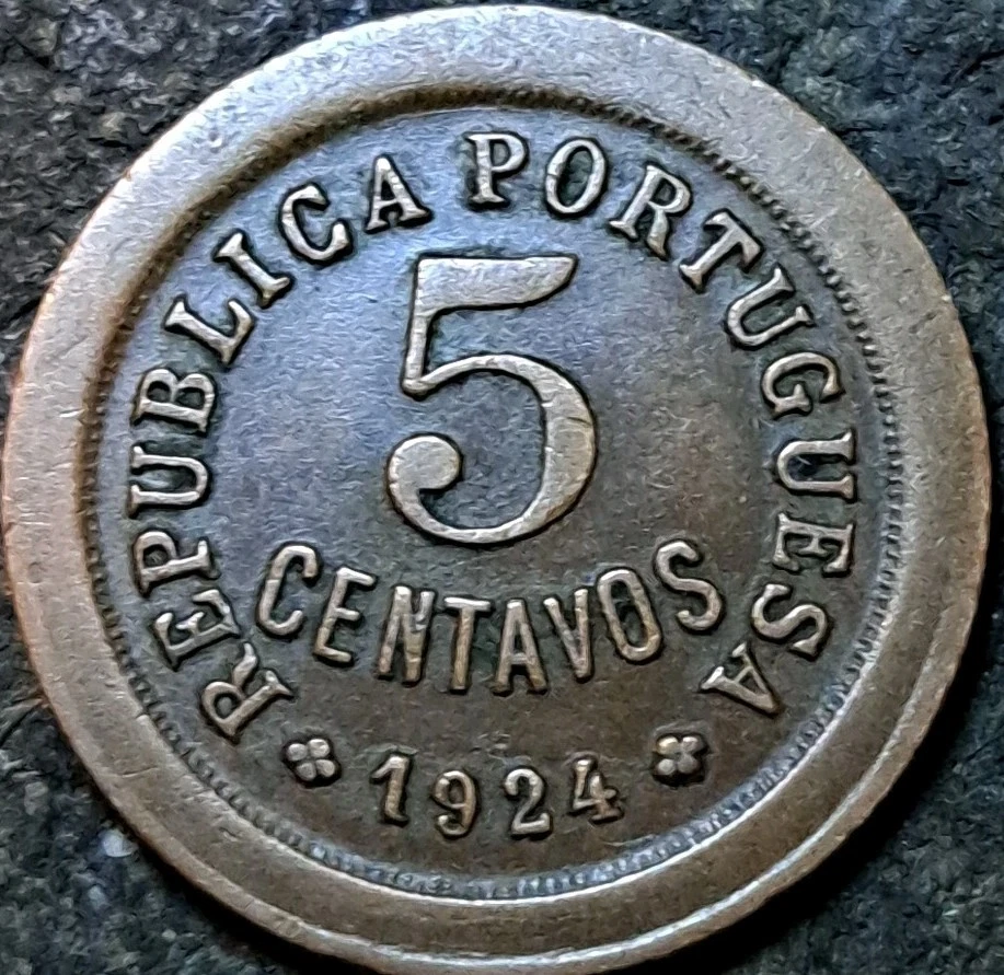 Die Break Obv ~ 1924 PORTUGAL ~ 5 Centavos ~ Mint Error - Image 3 of 3