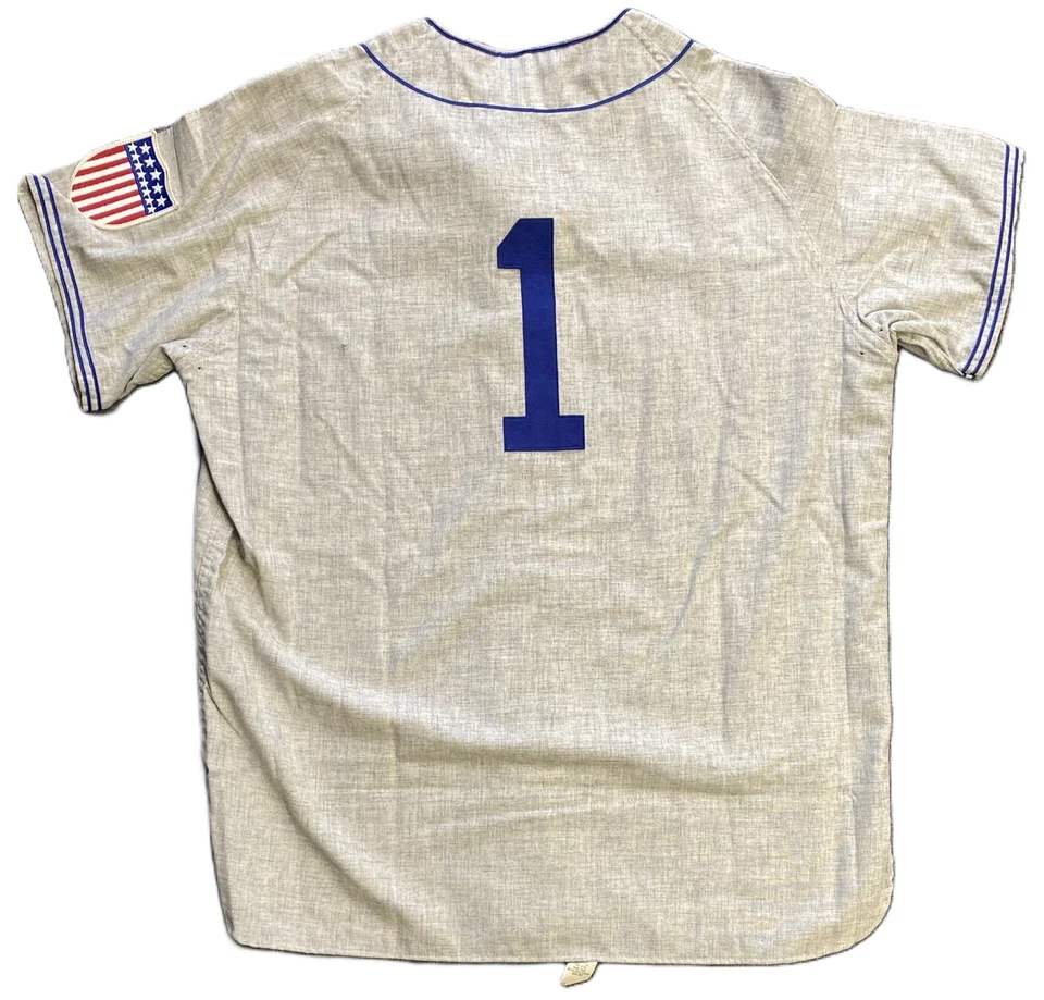 Pee Wee Reese Signed Mitchell & Ness Brooklyn Dodgers Jersey No 1 JSA - Image 4 of 4