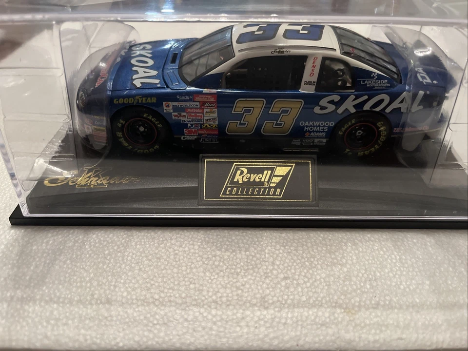 1999 Revell 1:24 Skoal Racing Blue Monte Carlo. Very Limited Edition! - Image 2 of 4