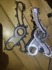 TOYOTA LEXUS  3.5ltr V6 WATER PUMP AISIN GENUINE OEM USED PART 16100-09442