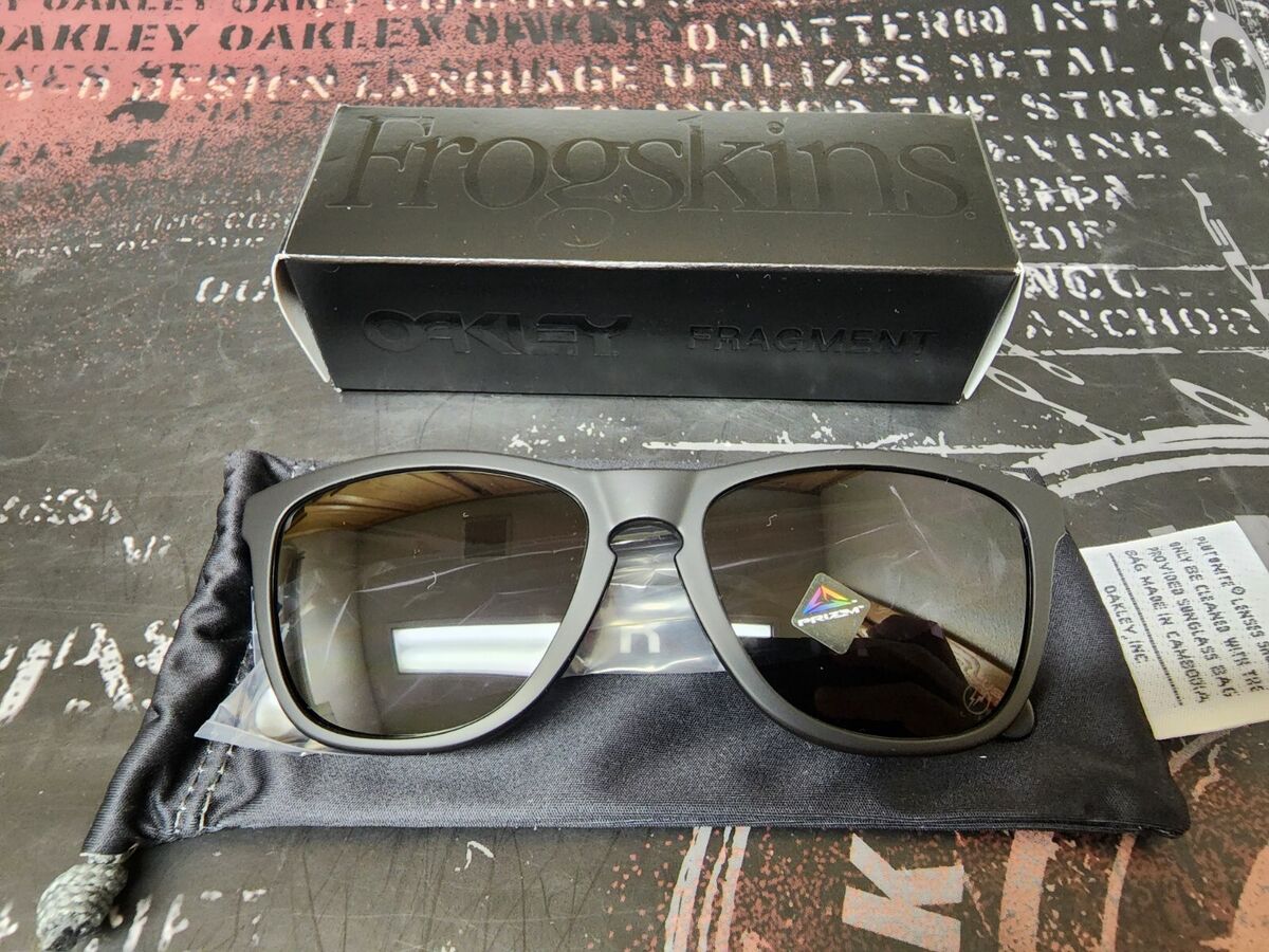 トップ FRAGMENT x OAKLEY Frogskins Bundle Set サングラス/メガネ ...