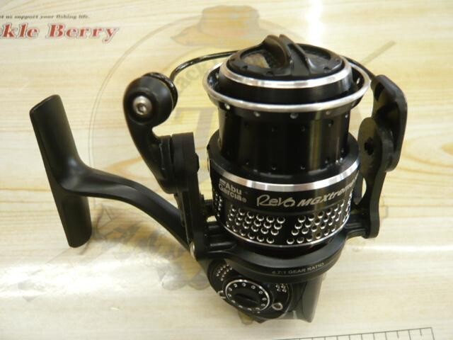 アブガルシア   Revo MGXtreme 1000S Abu Garcia Revo Mgxtreme 1000S Spinning Reel Used F/S | eBay