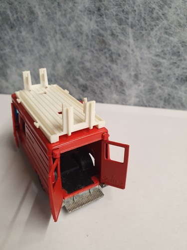 siku V 339 - 2213 - Veicolo di soccorso in acqua MB L406 D - 1:55 - anni 70 - mint - Foto 7 di 14