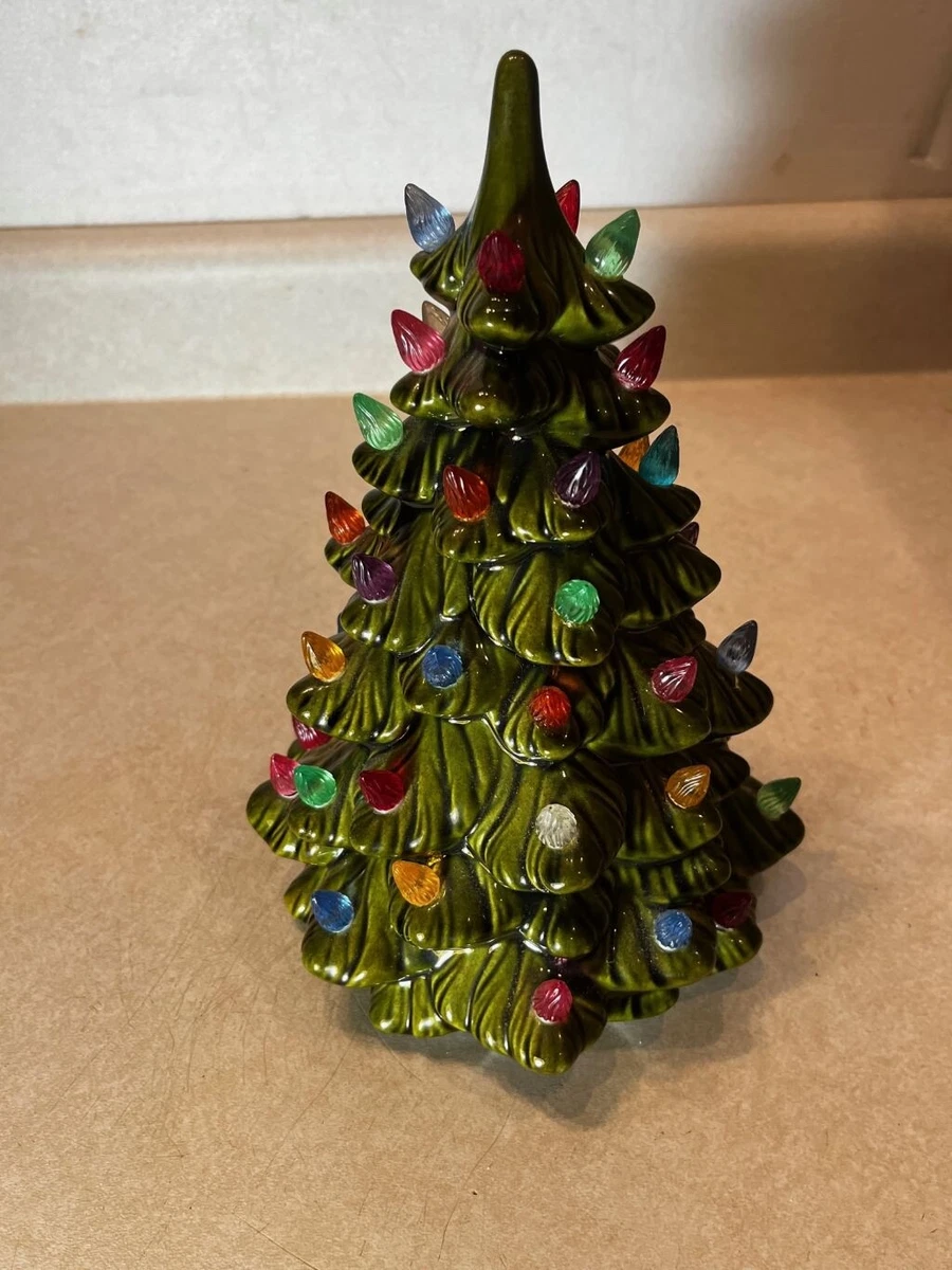 No tree christmas tree outlet