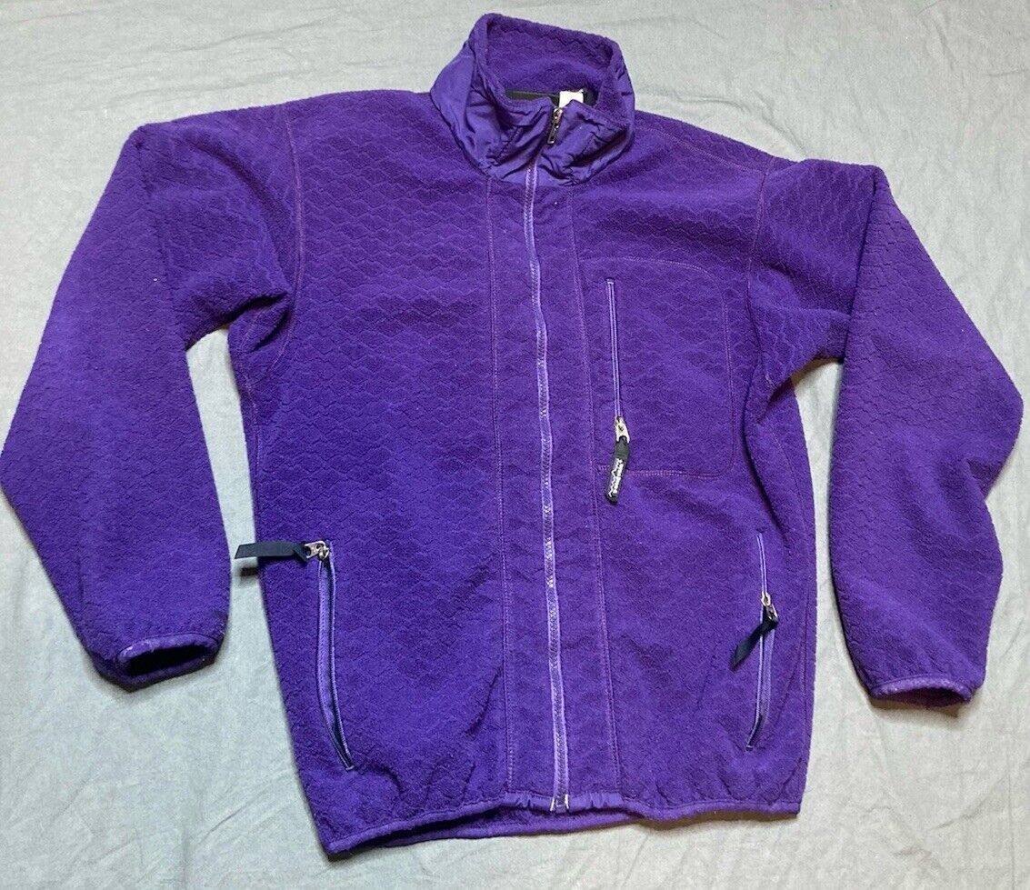 Patagonia Vintage Retro Embossed Fleece Deep Purple Full Zip Patagonia Vintage Retro Embossed Fleece Deep Purple Full Zip