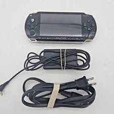 Sony PSP 1001 W/ OEM Official Sony 2GB Memory Stick Duo & Charger VGC - Tested