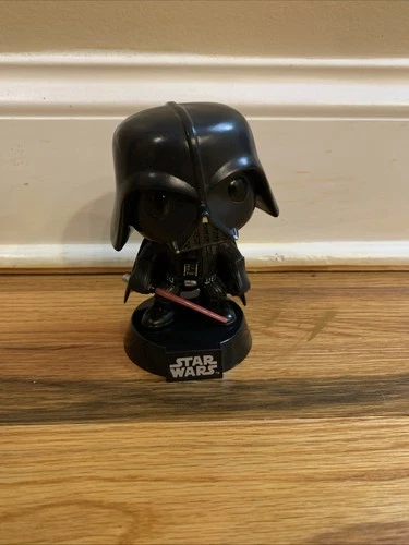 Funko Pop Disney Star Wars Darth Vader Vinyl Bobblehead 2011 Lucasfilm Loose