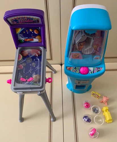 Vintage Barbie Play ‘N Prize Arcade Playset 2000