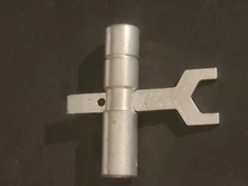 intage Tool Elephant Brand TM A. Hess Patent No D-14114 Skateboard Truck Wrench