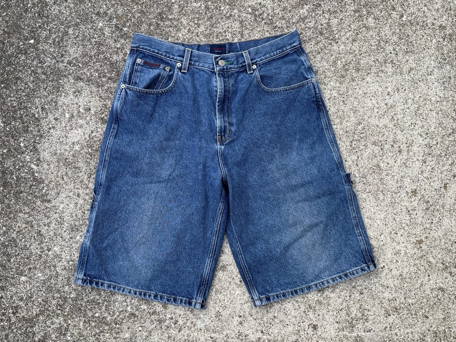Vintage Tommy Hilfiger Shorts Mens 33 Carpenter Cargo Jean Denim 12" Inseam Flag