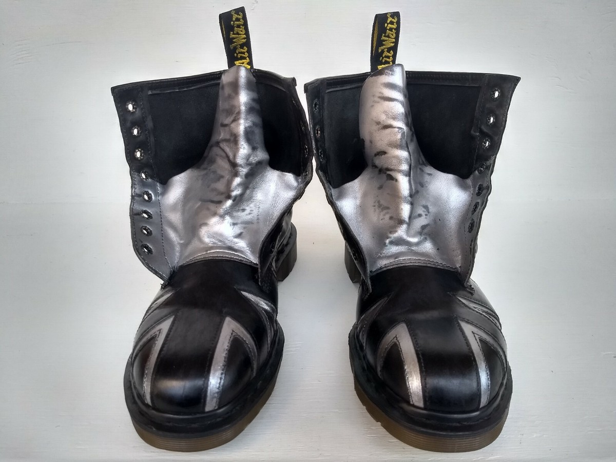 DR. MARTENS SILVER UNION JACK FLAG BOOTS 8UK MADE IN ENGLAND