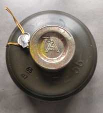 Original Gasmaskenfilter Auer Reichsluftschutz verplompt