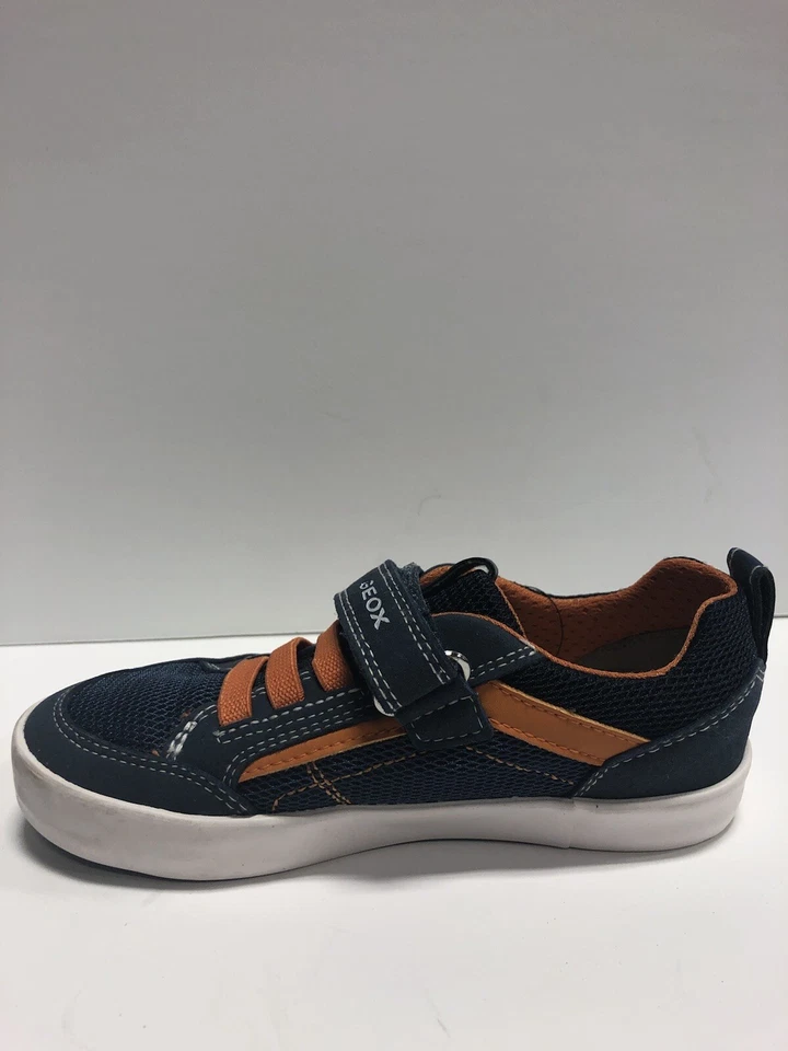 Zapatilla deportiva Geox Boys Kilwi 44 talla 10,5 M niños pequeños Foto 2 de 4