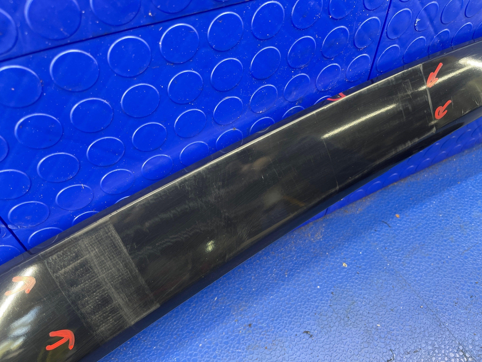 2014-2020 BMW I8 RIGHT SIDE ROOF MOULDING TRIM (B96) *SANDED* 51447336424